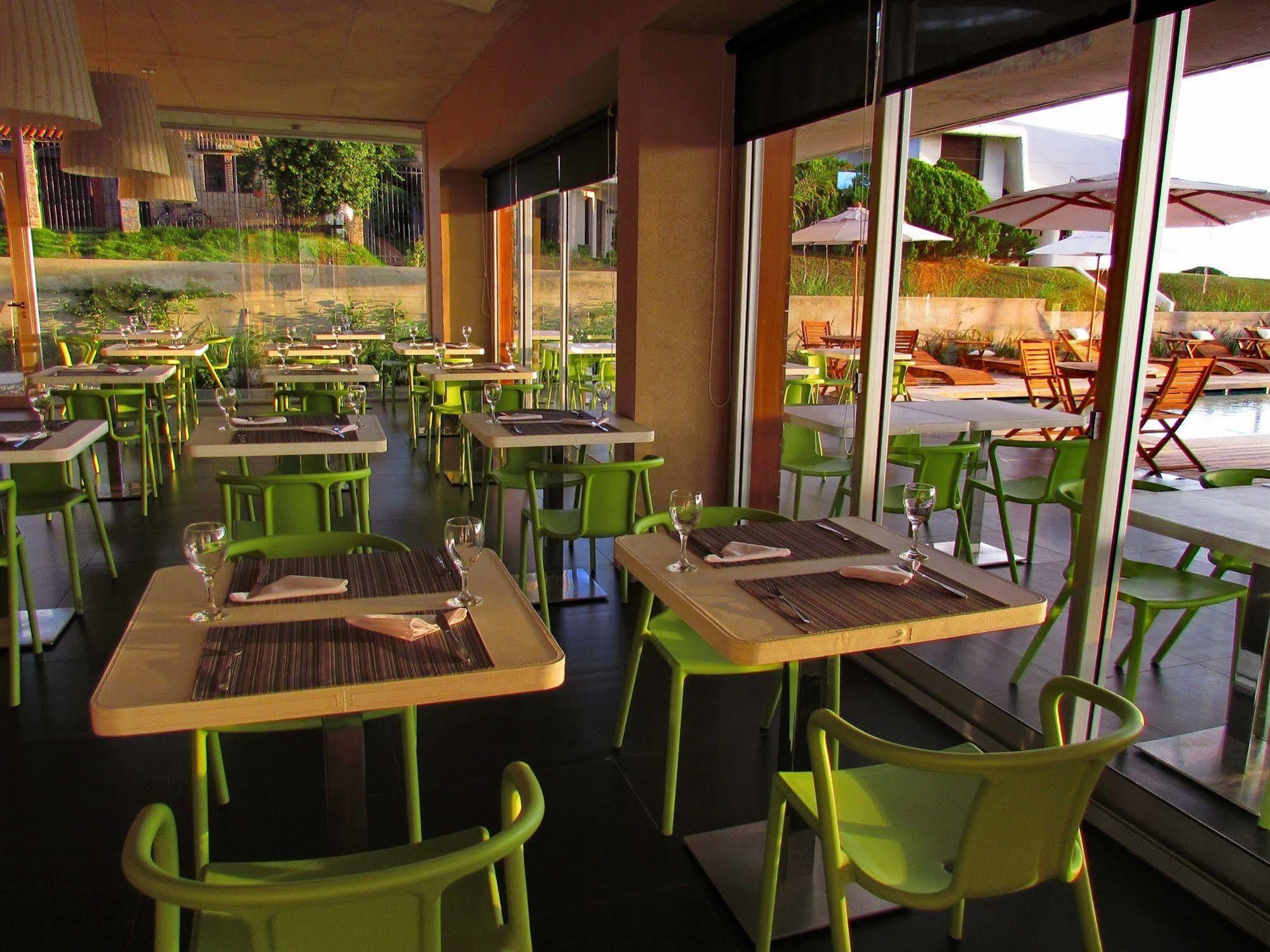 Costa Colonia - Riverside Boutique Hotel Colonia del Sacramento Exterior photo